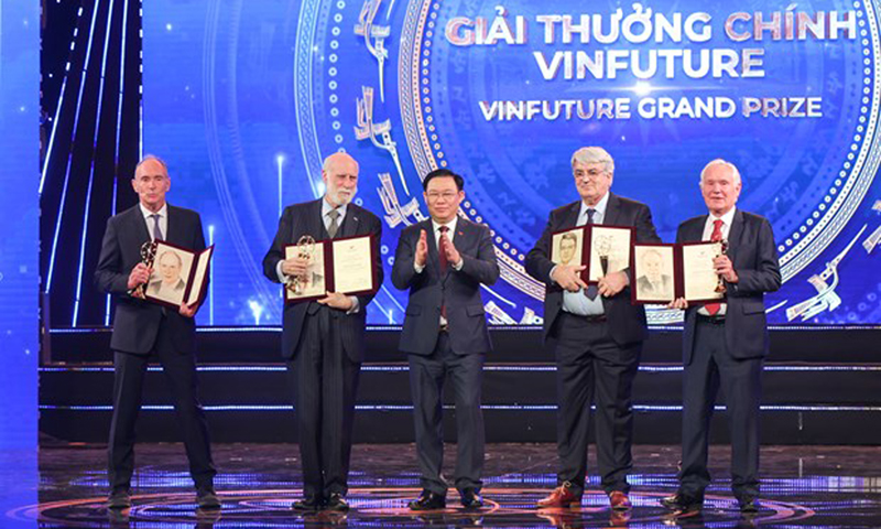 Công nghệ mạng toàn cầu giành giải thưởng cao nhất VinFuture 2022