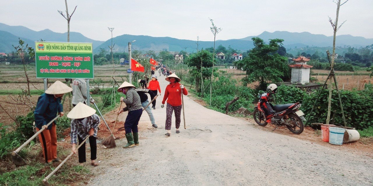 Nông dân Quảng Bình tích cực thi đua xây dựng nông thôn mới