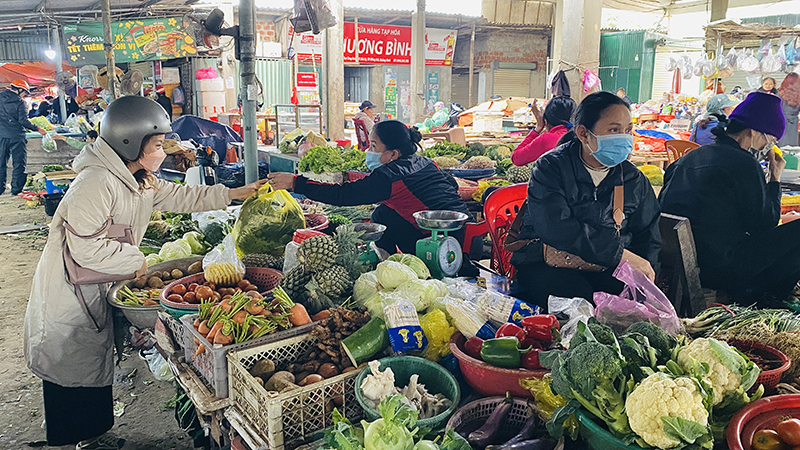 Thị trường hàng hóa dịp Tết Nguyên đán cơ bản ổn định