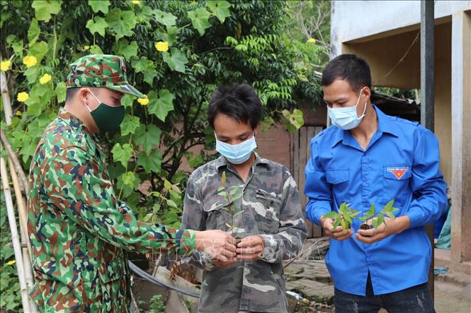 93 năm Ngày thành lập Đảng: 'Hướng về cơ sở', 'nói cho dân hiểu', 'làm cho dân tin'