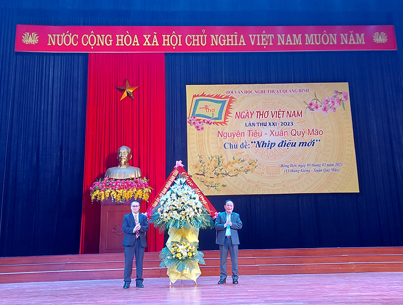 Hưởng ứng Ngày Thơ Việt Nam lần thứ XXI với chủ đề "Nhịp điệu mới"