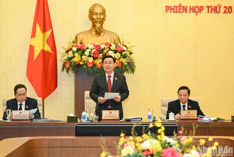 Chủ tịch Quốc hội Vương Đình Huệ ký ban hành 10 nghị quyết thành lập các đơn vị hành chính