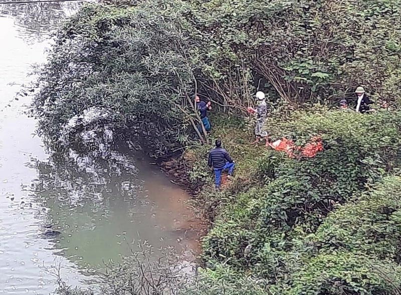 Phát hiện thi thể ở khu vực cầu Lạc Thiện thuộc xã Minh Hóa