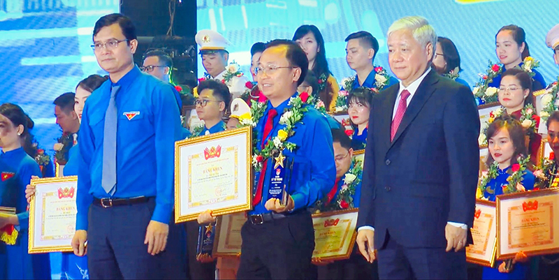 Quảng Bình có 2 cán bộ đoàn được trao Giải thưởng Lý Tự Trọng năm 2023
