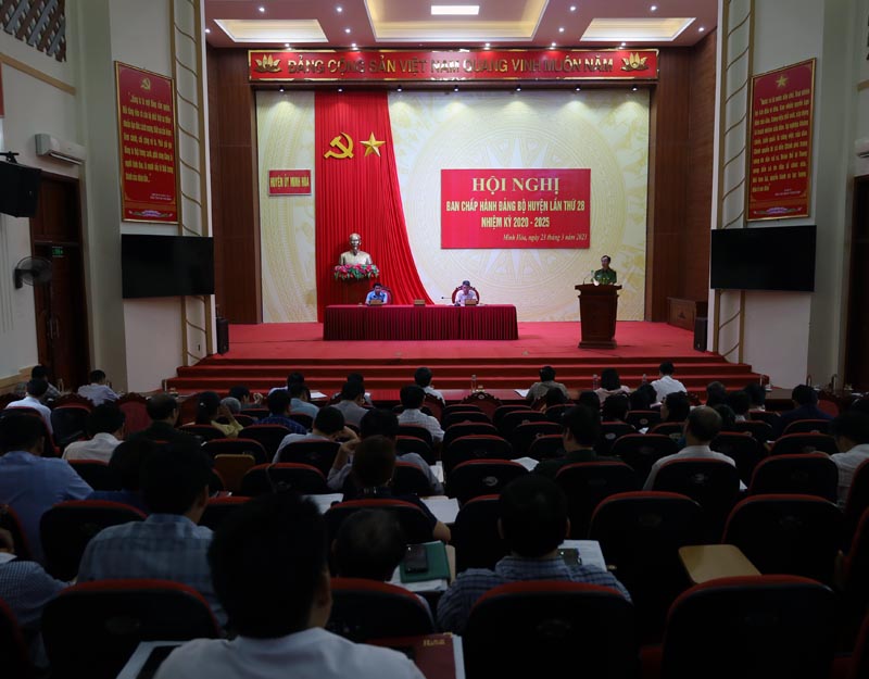 Hội nghị Ban Chấp hành Đảng bộ huyện Minh Hóa lần thứ 28