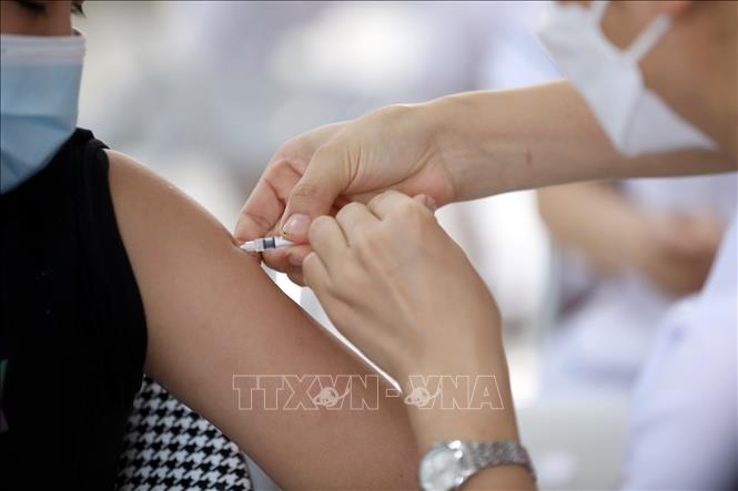 Tăng cường tiêm chủng, sử dụng hiệu quả vaccine COVID-19 đã phân bổ