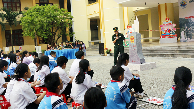 Tuyên truyền về biên giới, hải đảo Tổ quốc cho học sinh