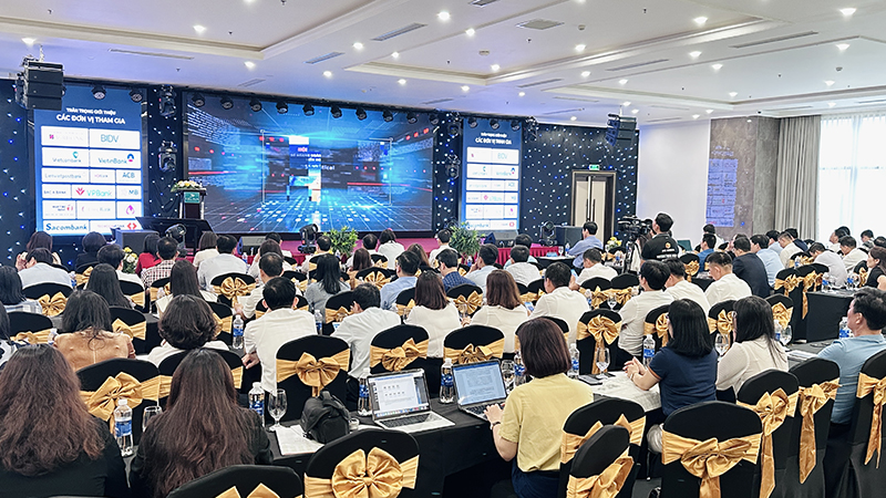 Triển khai đồng bộ các giải pháp chuyển đổi số