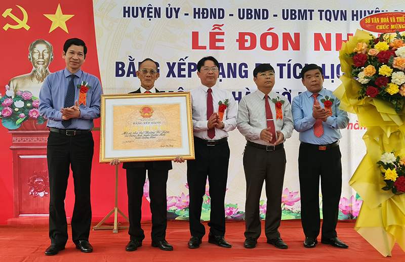Quảng Ninh: Đón nhận bằng xếp hạng Di tích lịch sử Quốc gia Mộ và Nhà thờ Hoàng Kế Viêm