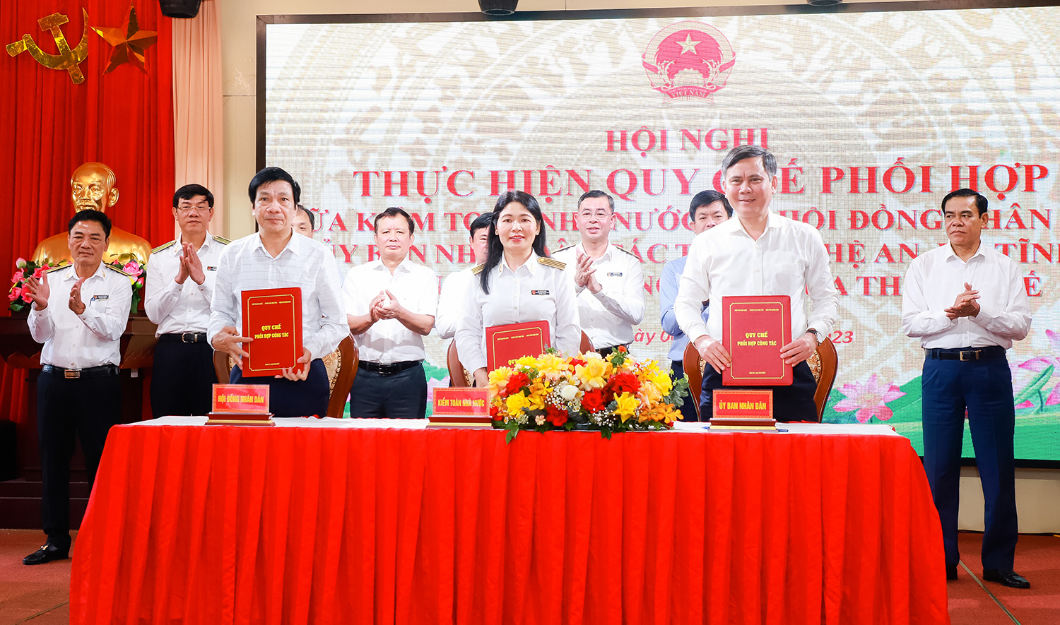 Kiểm toán Nhà nước và Thường trực HĐND, UBND tỉnh Quảng Bình ký kết Quy chế phối hợp công tác