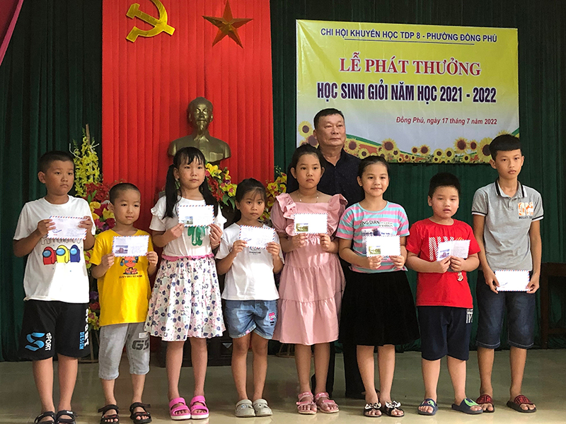 Thắp sáng "ngọn lửa" hiếu học