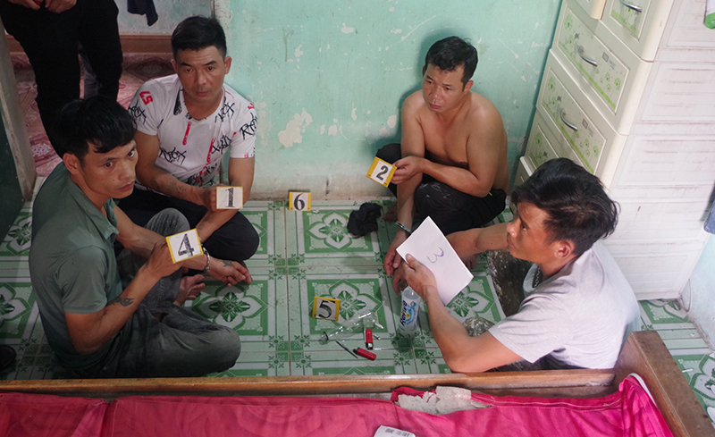 Công an huyện Quảng Trạch bắt liên tiếp 2 vụ tàng trữ, sử dụng trái phép ma túy