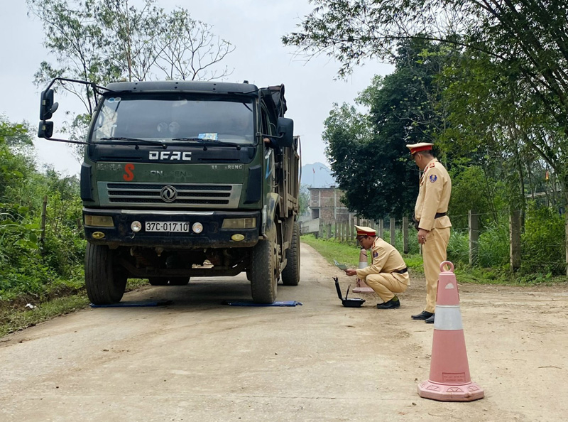 Tuyên Hóa: Xử lý nghiêm các trường hợp vi phạm giao thông