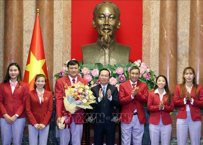 Chủ tịch nước biểu dương các 'gương mặt vàng' của Đoàn Thể thao Việt Nam