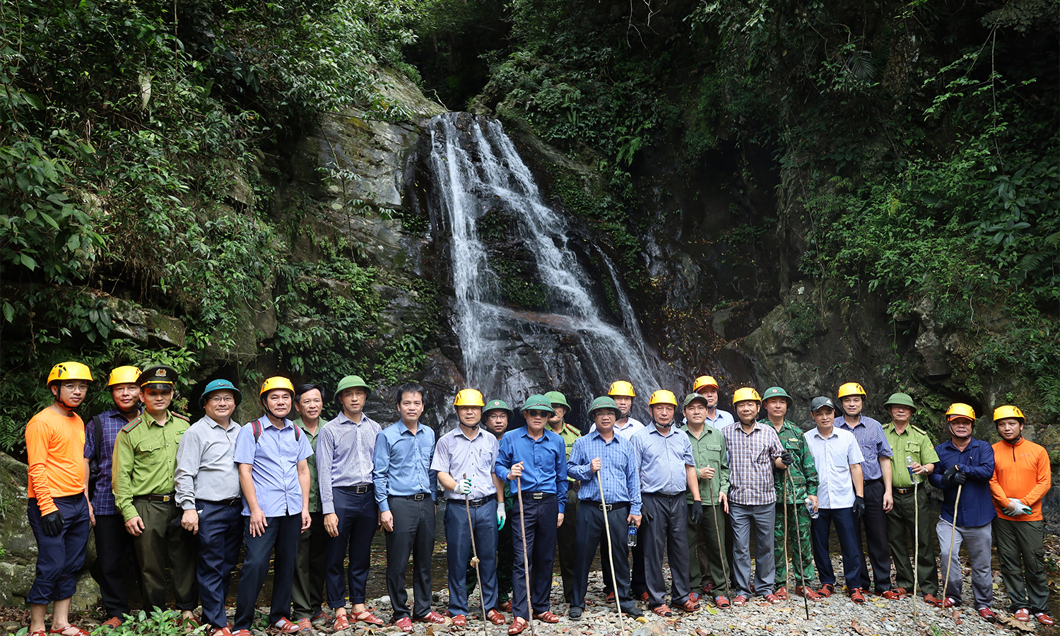 Đồng chí Phó Bí thư Thường trực Tỉnh ủy kiểm tra công tác quản lý, bảo vệ rừng tại huyện Lệ Thủy