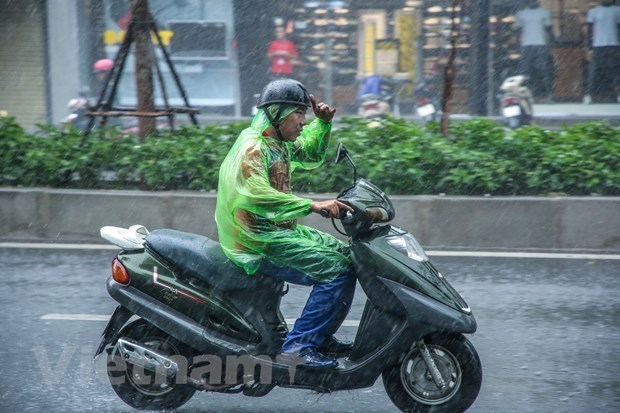 Mưa dông có khả năng kéo dài ở nhiều khu vực trên cả nước