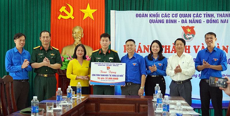 Tổ chức hành trình "Tuổi trẻ với biển, đảo Tổ quốc" năm 2023 tại Quảng Bình