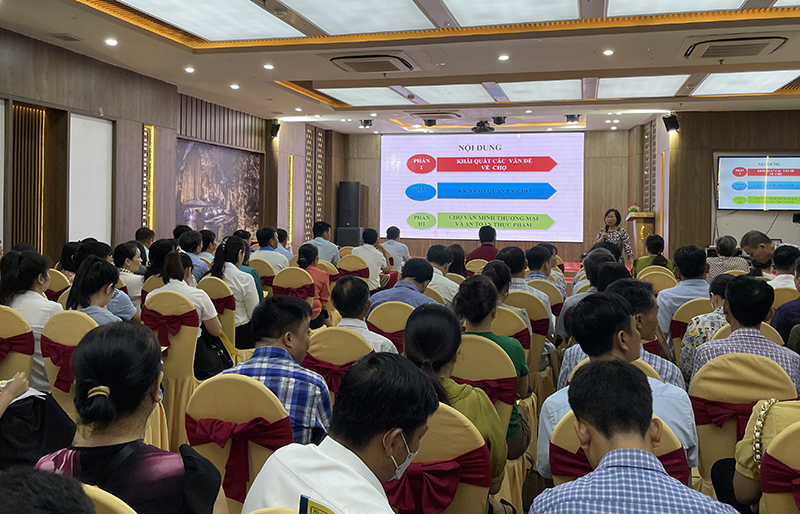 Bồi dưỡng nâng cao kỹ năng quản lý và khai thác chợ