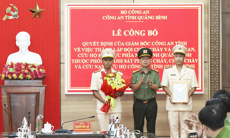 Công bố thành lập Đội Chữa cháy và cứu nạn, cứu hộ khu vực phía Nam tỉnh Quảng Bình
