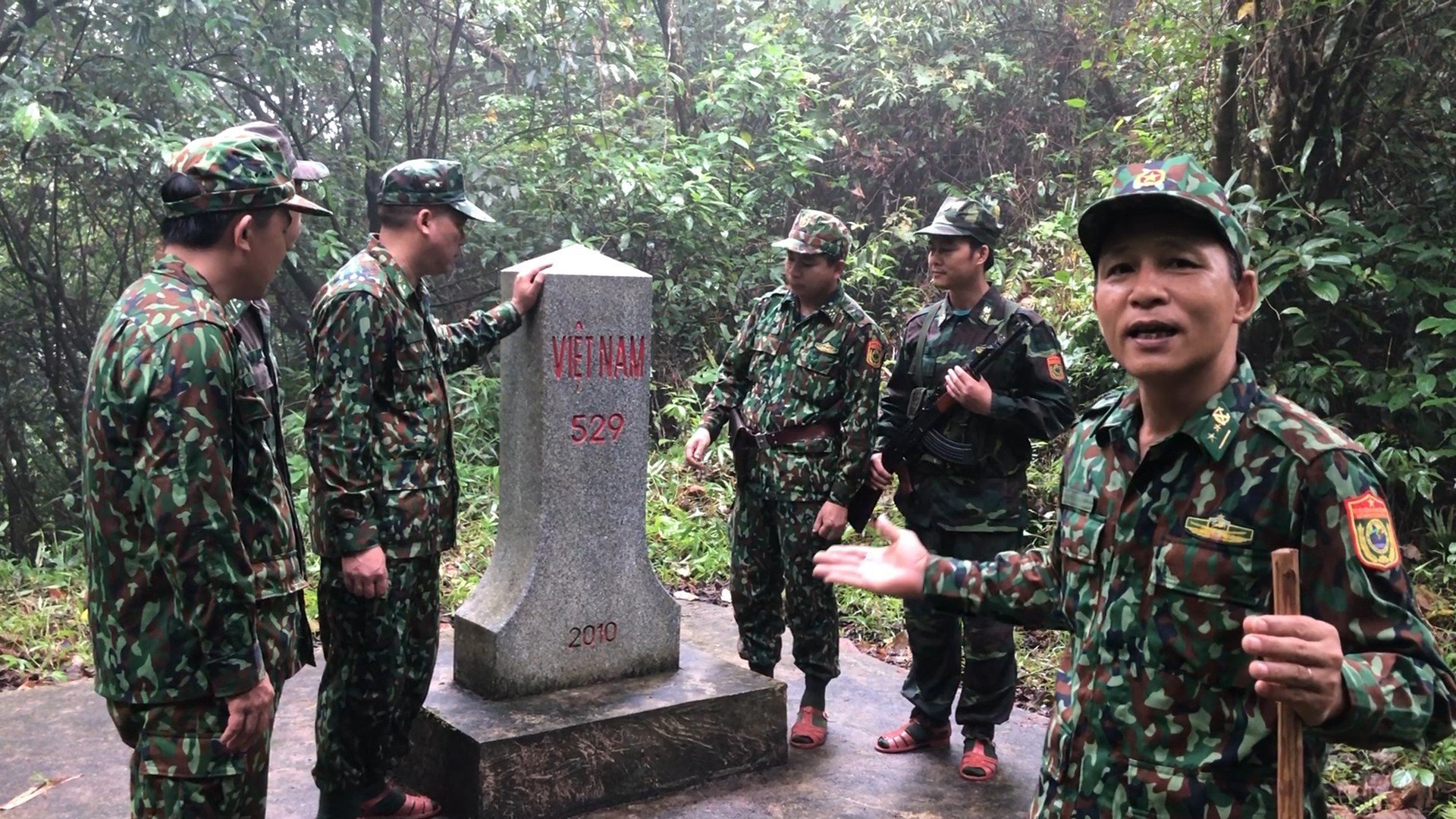 "Bám" biên cương để sáng tác và bảo vệ Tổ quốc