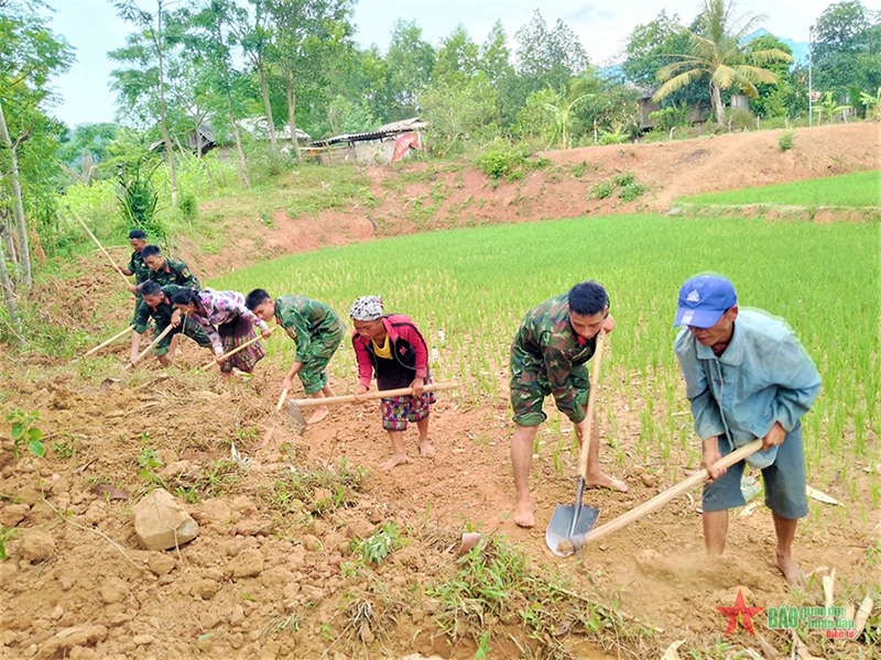 LLVT Quân khu 4 hành quân dã ngoại làm công tác dân vận: Về nơi khó khăn, chất chứa ân tình