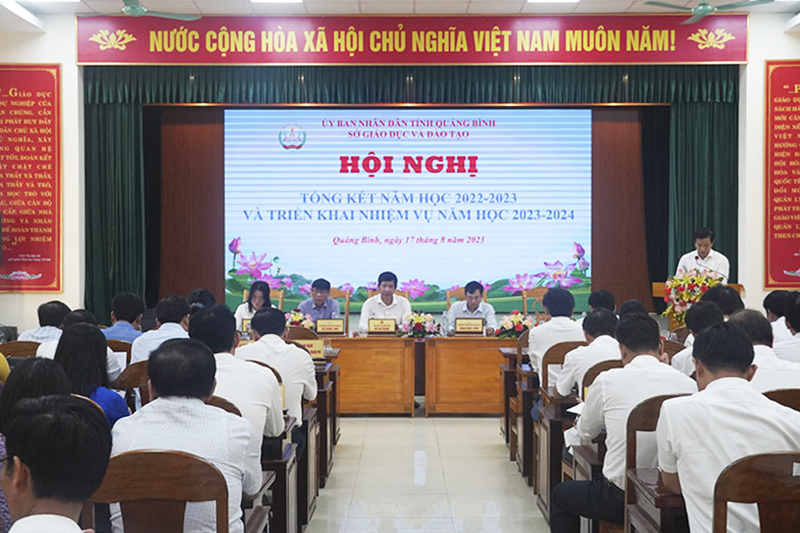 Tổ chức khai giảng năm học mới trang trọng, ý nghĩa, phù hợp với tình hình thực tế