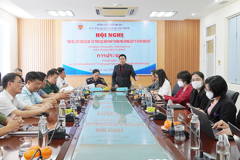 Giới thiệu dự án "Cải thiện các biện pháp thương mại không giấy tờ xuyên biên giới"