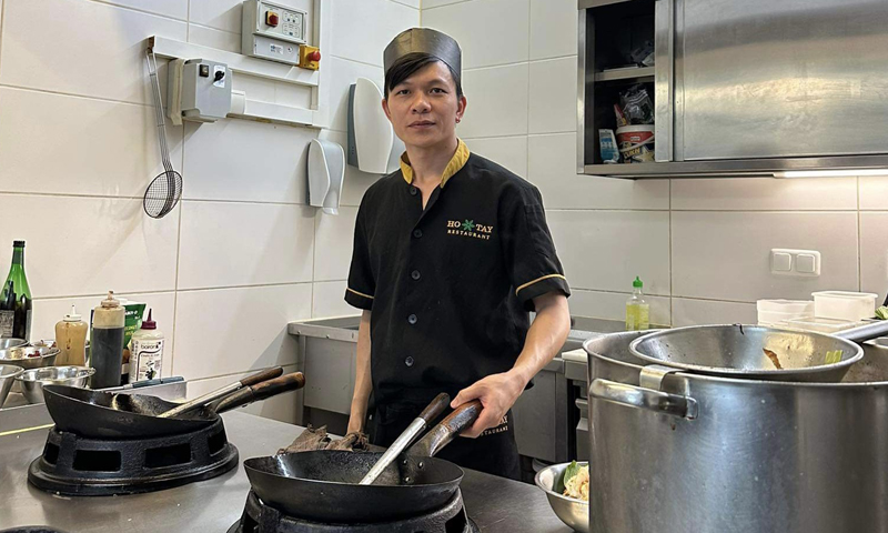 Cầm bằng nghề… xuất ngoại