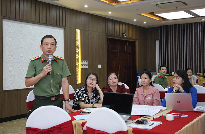Tập huấn củng cố năng lực cho hệ thống bảo vệ trẻ em cấp huyện, tỉnh