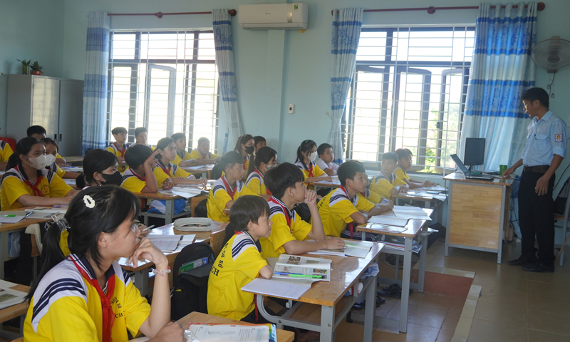 Trường THCS Đại Trạch: Thi đua "Dạy tốt-Học tốt"