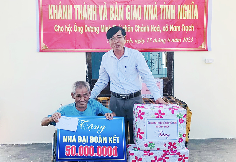 Tích cực chăm lo cho người nghèo