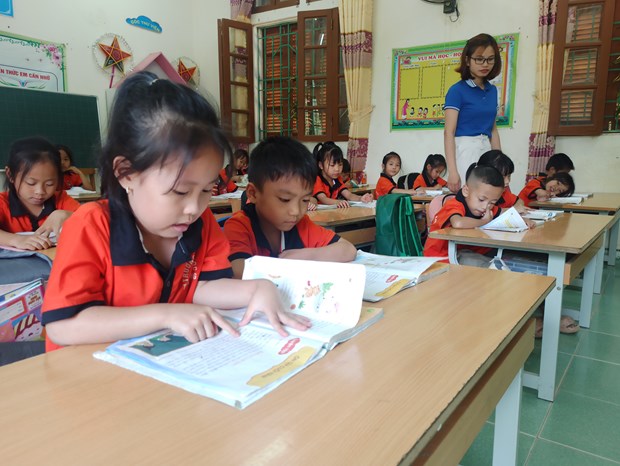 Bộ GD-ĐT sẽ trao quyền chọn sách giáo khoa cho các nhà trường?
