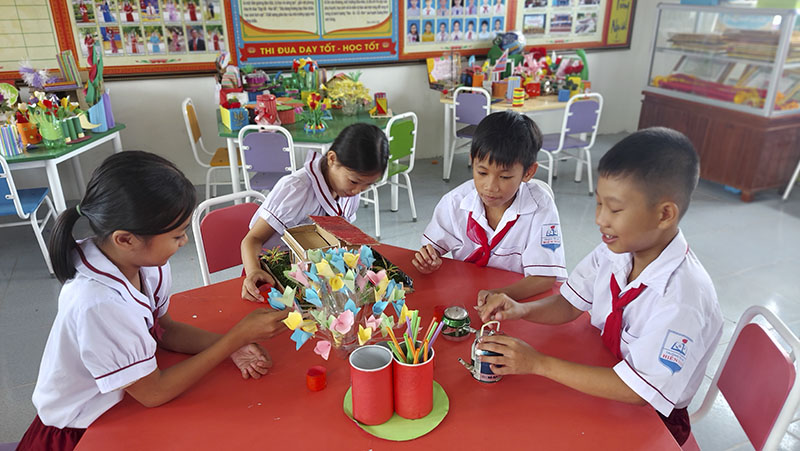 Khi trường học là mái nhà hạnh phúc