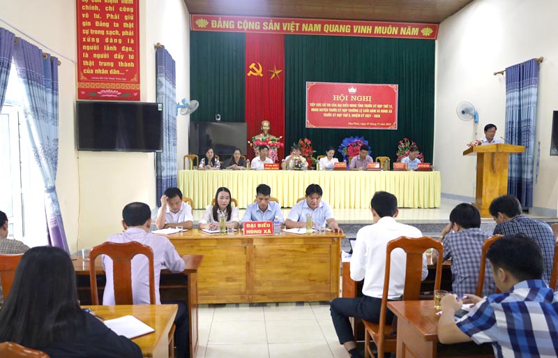 Đại biểu HĐND tỉnh tiếp xúc cử tri tại huyện Minh Hóa