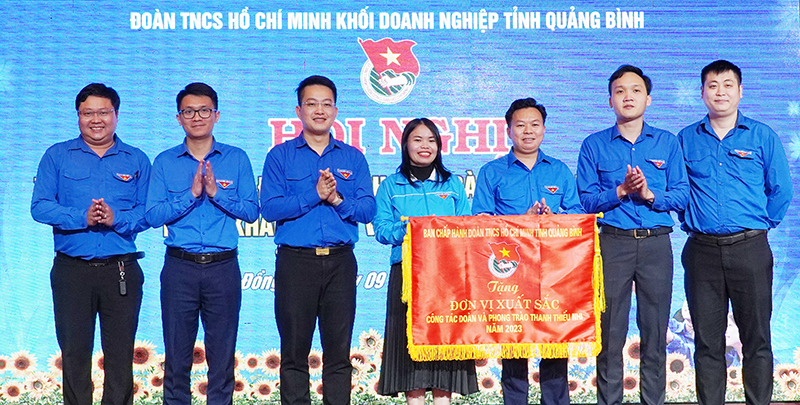 Phấn đấu 100% cơ sở đoàn có ít nhất 1 công trình, phần việc thanh niên