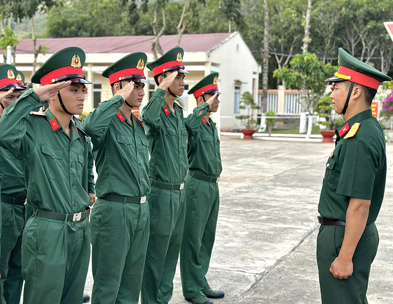 Hình thức kỷ luật với người chỉ huy trong Quân đội vi phạm chế độ trách nhiệm, quyền hạn