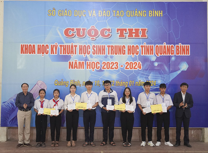 47 dự án đoạt giải tại cuộc thi khoa học kỹ thuật dành cho học sinh trung học