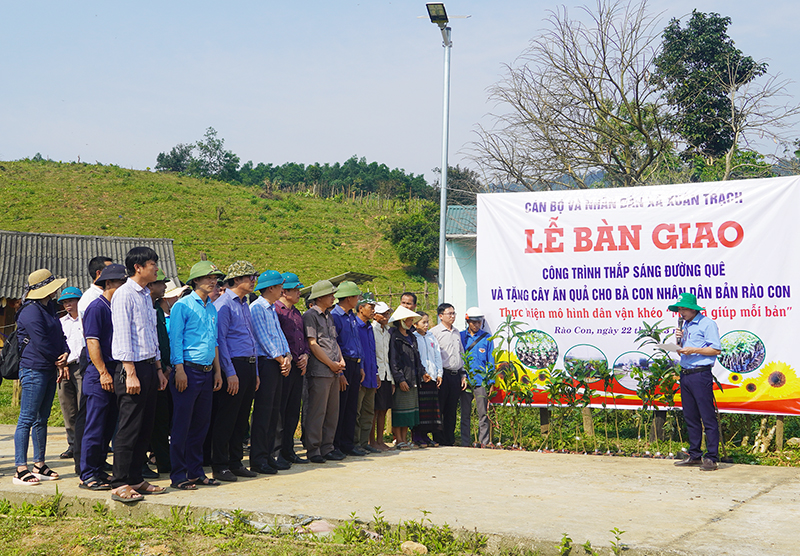 Chú trọng xây dựng Đảng bộ trong sạch, vững mạnh