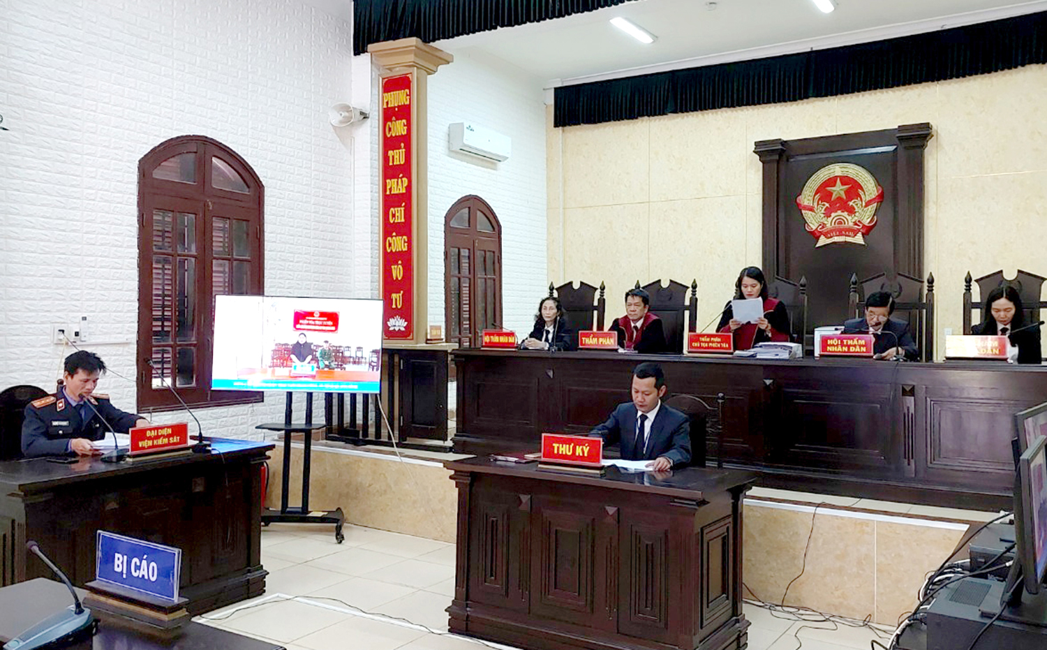 "Siêu lừa" Trương Thị Lan Anh lãnh án 30 năm tù