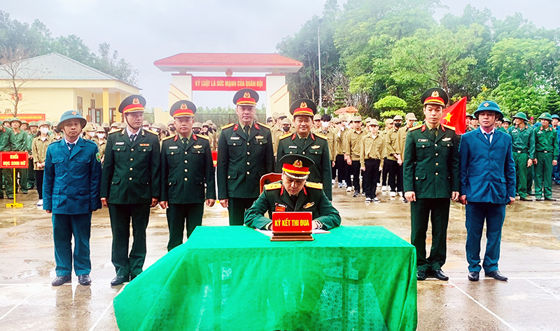 Quảng Ninh, Tuyên Hóa: Ra quân huấn luyện năm 2024