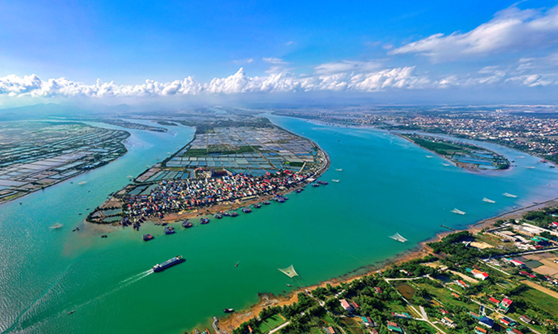 "Treo bạc tỷ" trên cửa sông Gianh