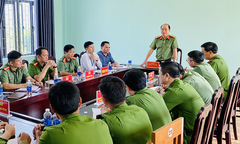 Lãnh đạo Công an tỉnh kiểm tra công tác tại Công an xã