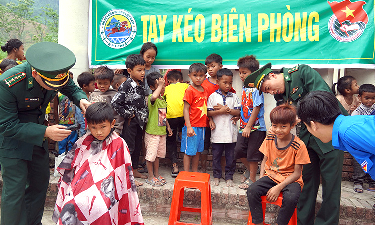 Dấu ấn "Tháng ba biên giới"