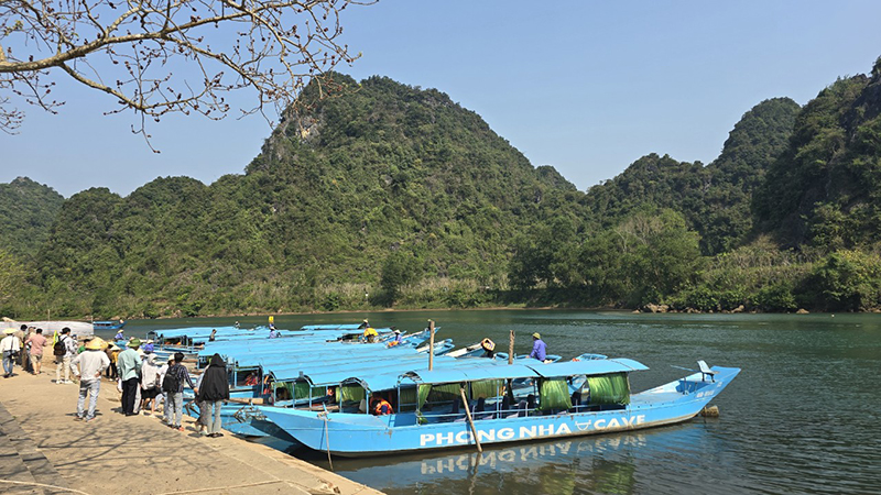 Phong Nha-Kẻ Bàng đẹp hơn trong lòng du khách