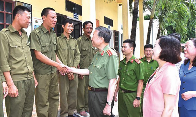 Tham gia ý kiến dự thảo nghị quyết quy định tiêu chí thành lập tổ bảo vệ an ninh trật tự