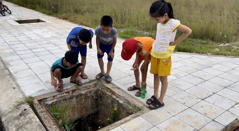 Ẩn họa từ những hố ga