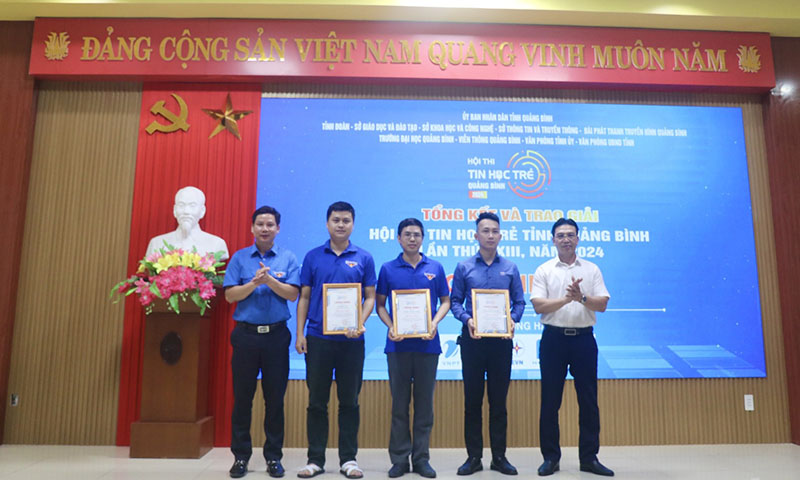 47 thí sinh đoạt giải tại hội thi Tin học trẻ Quảng Bình lần thứ XXIII