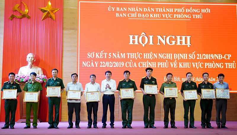 TP. Đồng Hới: Tiếp tục xây dựng khu vực phòng thủ ngày càng vững chắc