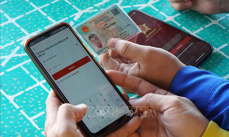 Thuận lợi khi sử dụng VNeID là tài khoản duy nhất trong thực hiện dịch vụ công trực tuyến