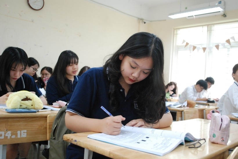 Thi tốt nghiệp THPT 2024: Gần 67.000 thí sinh đăng ký miễn thi Ngoại ngữ